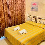 Botel Inn ゲストハウス 3*