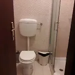 Botel Inn ゲストハウス