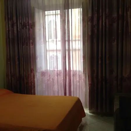 Botel Inn 게스트하우스 로마