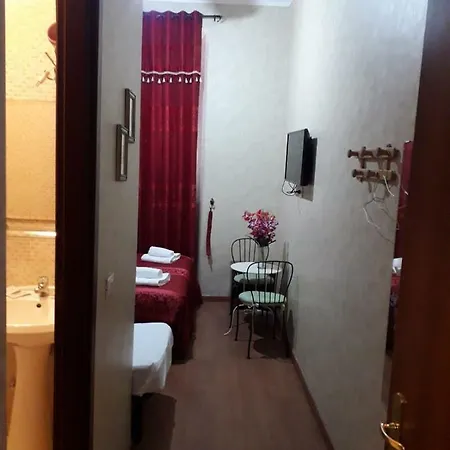 Casa de hóspedes Botel Inn