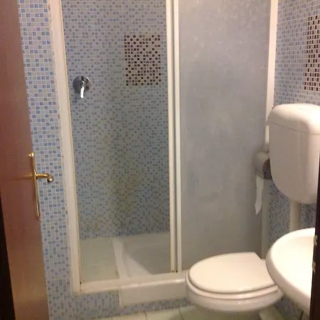 Botel Inn Pensjonat 3*