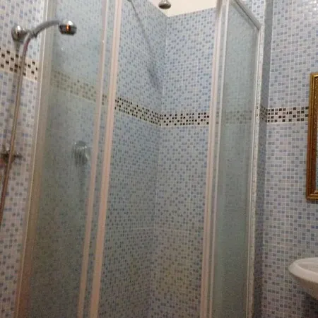 Pensjonat Botel Inn 3*